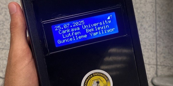 Fleet Tracking System for Çankaya University - ESP32 bus tracking device